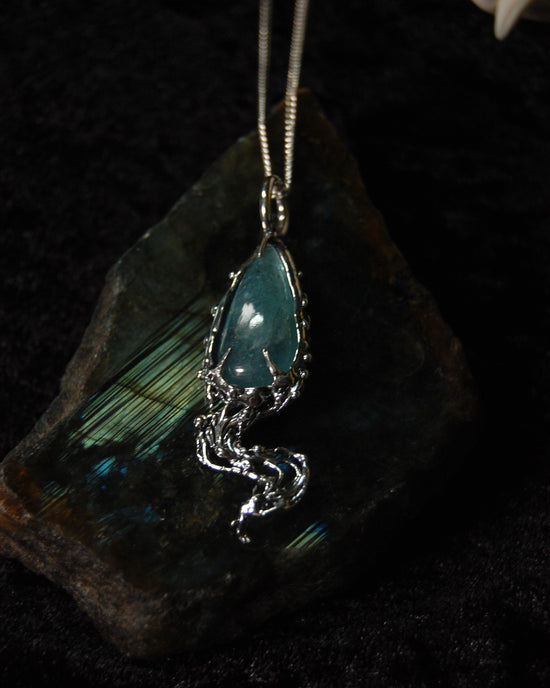 Water Witch Talisman // Aquamarine