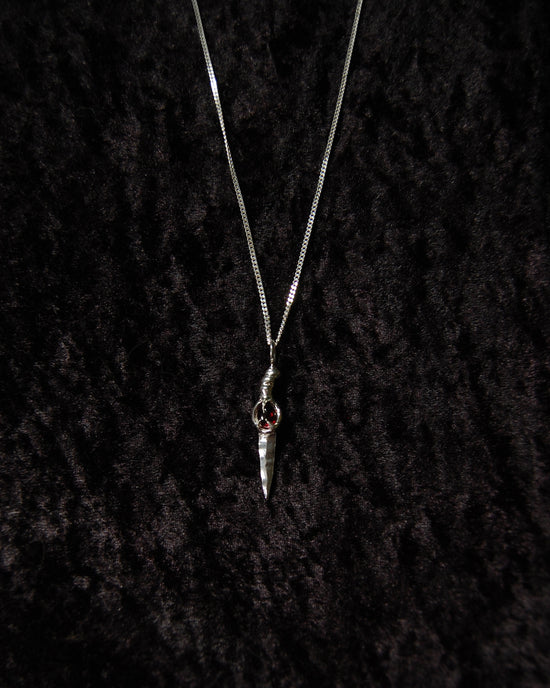 Dagger Talisman // Garnet