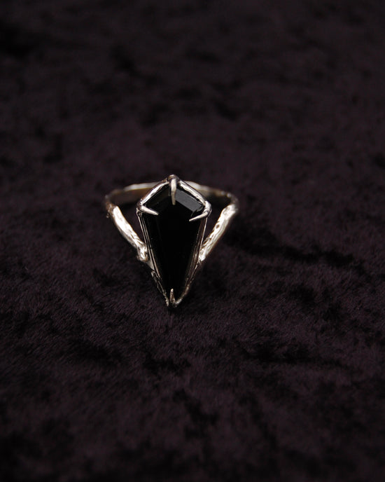 Lilith Ring // Black Spinel